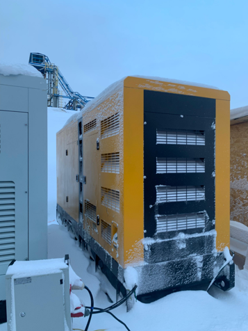 DAF POWER silent diesel generator running in snow — 50-unit factory standby project in extreme-cold conditions